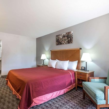 Howard Johnson By Wyndham Scottsdale Old Town Zewnętrze zdjęcie