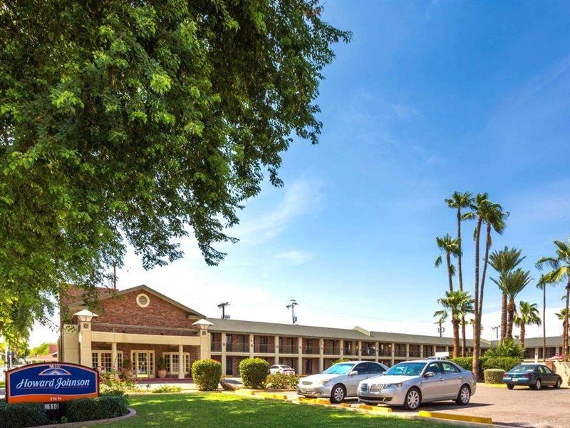Howard Johnson By Wyndham Scottsdale Old Town Zewnętrze zdjęcie