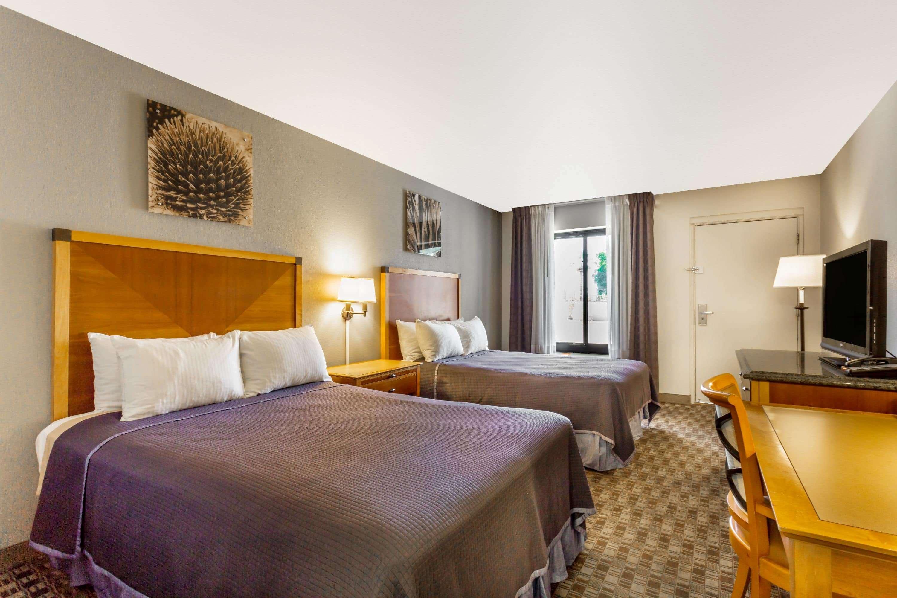 Howard Johnson By Wyndham Scottsdale Old Town Zewnętrze zdjęcie
